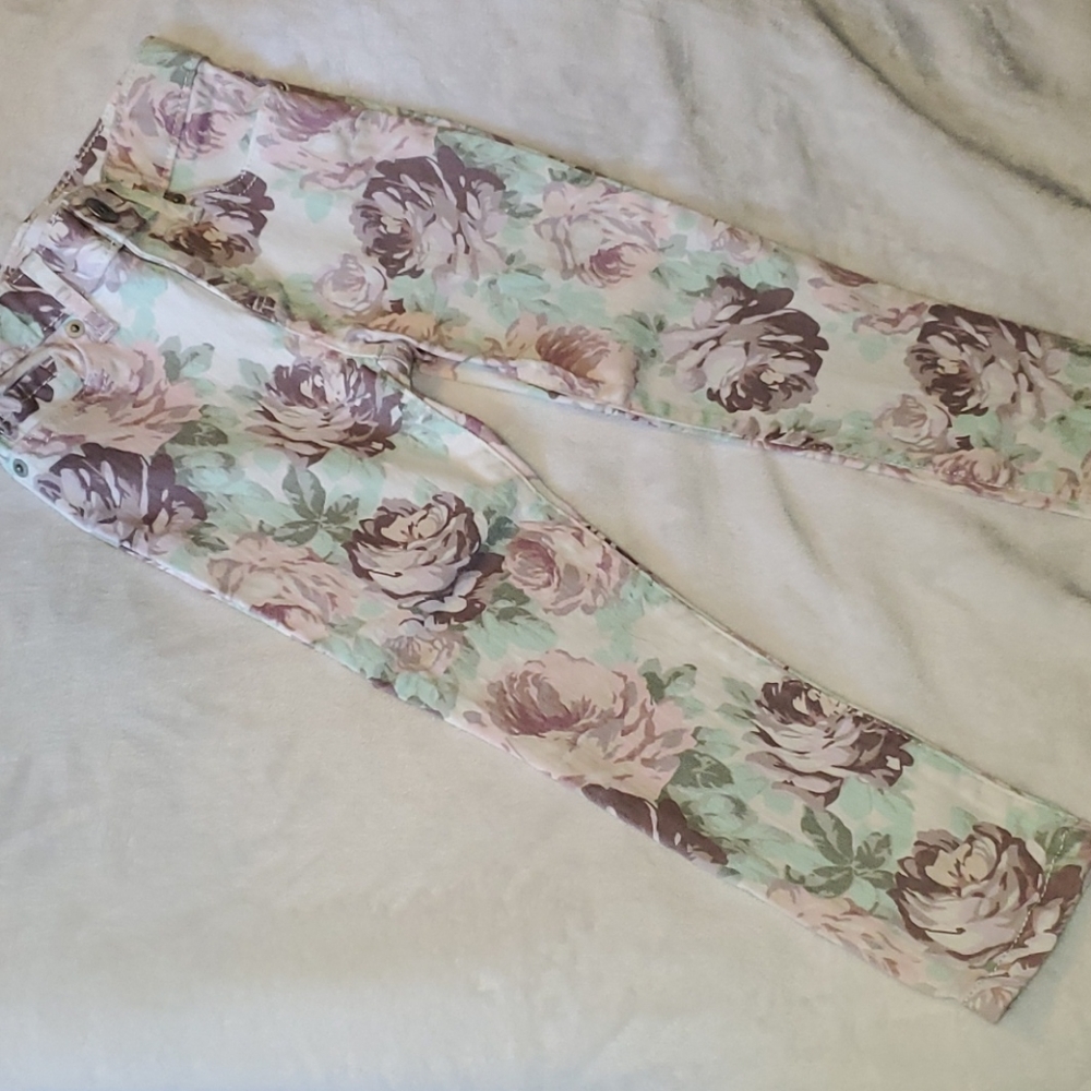 4T spring floral jeans